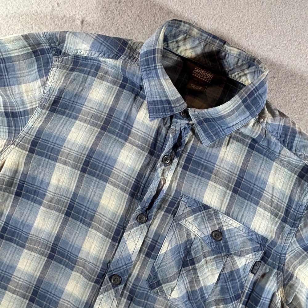 Outdoor Research Mens Small Blue Plaid Short Sleeve Button Down Hiking Shirt